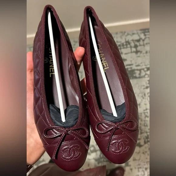 Chanel 26P Dark Burgundy Flats | Size 38 - Picture 7 of 13